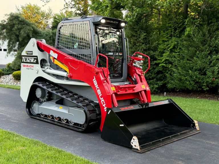 Takeuchi Skid Steer